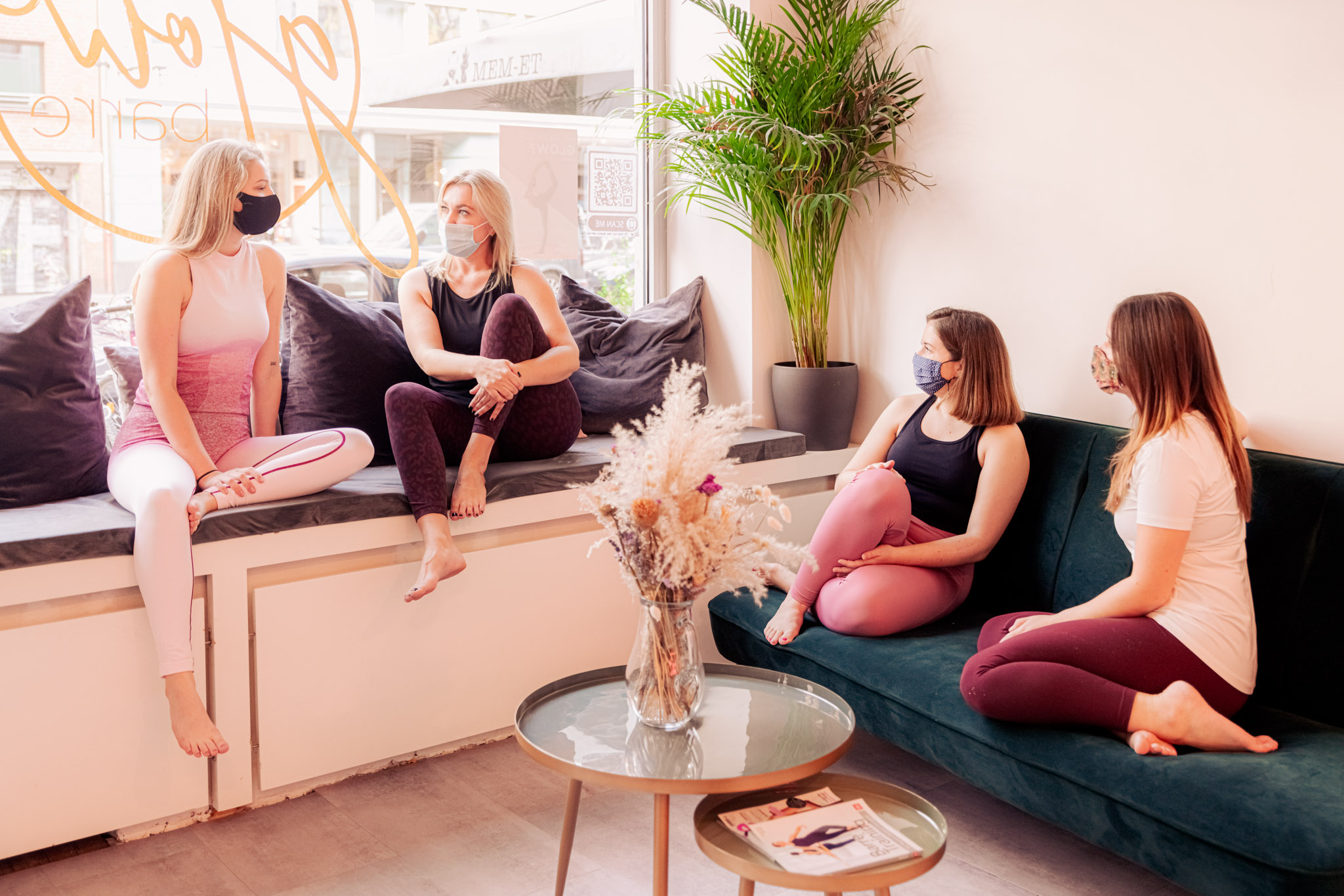 Glowbarre-55